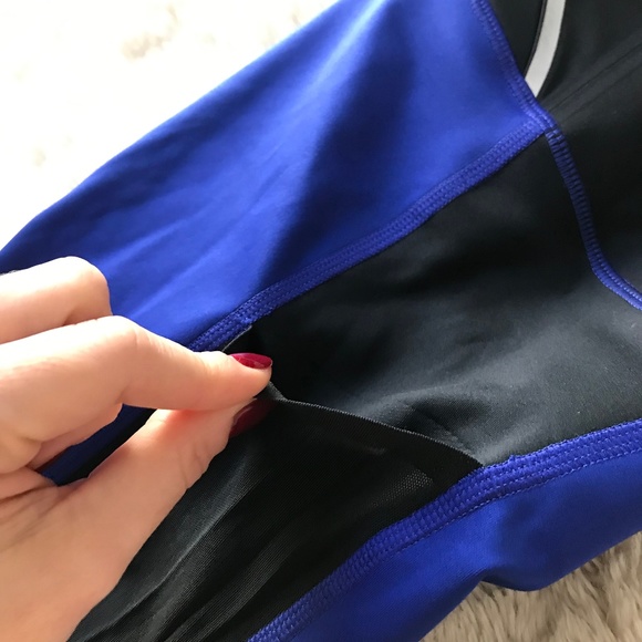 UNDER ARMOUR COMPRESSION HEATGEAR LEGGINS (NWOT) - Picture 10 of 10